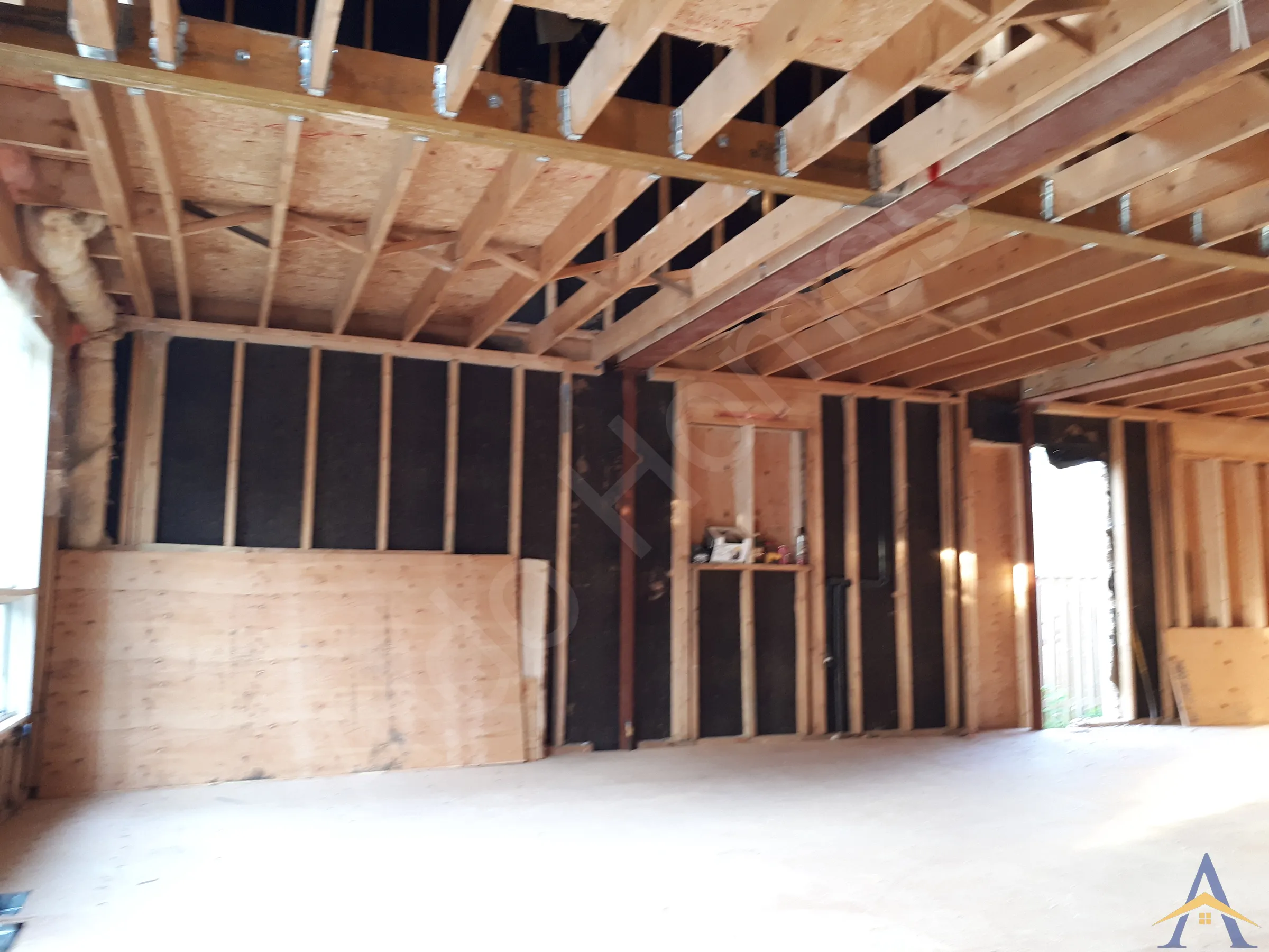 Load-Bearing Wall Removal in Mississauga: Saracen Court, photo 8
