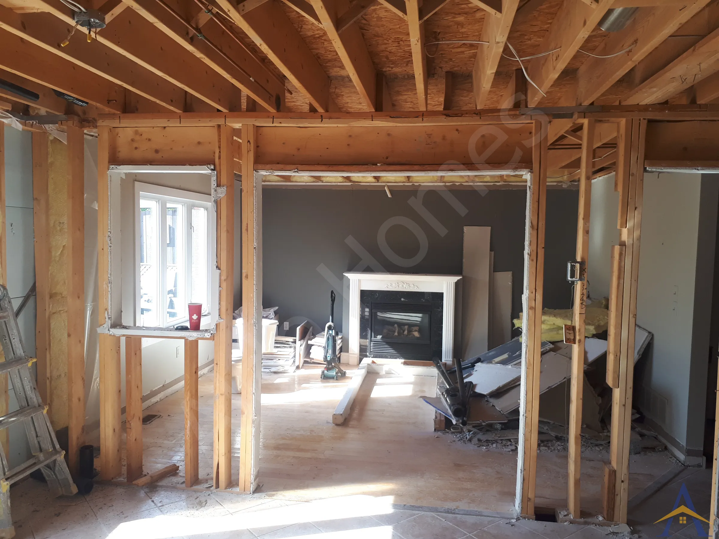 Load-Bearing Wall Removal in Oakville: Stillmeadow Rd