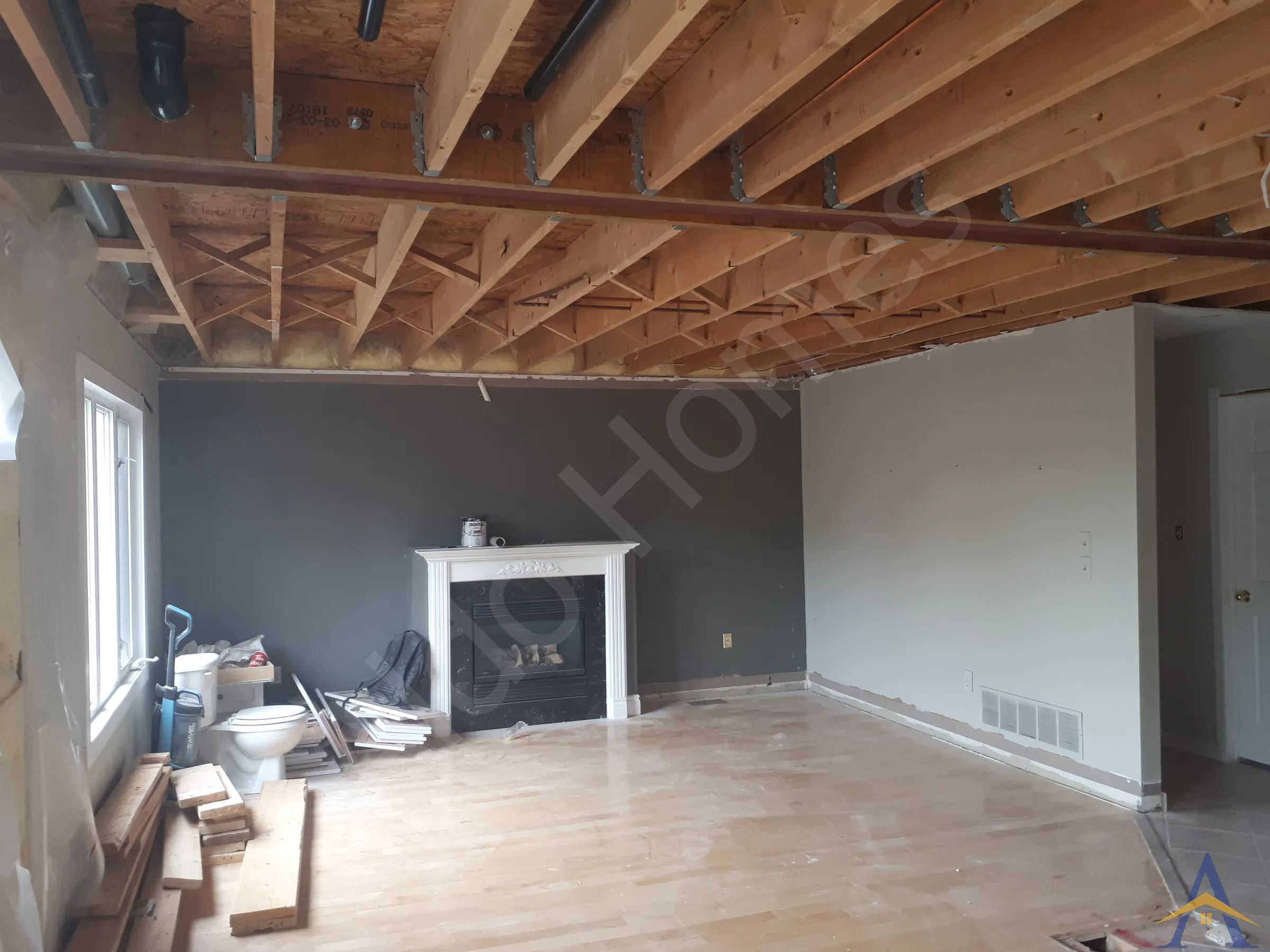 Load-Bearing Wall Removal in Oakville: Stillmeadow Rd, photo 4