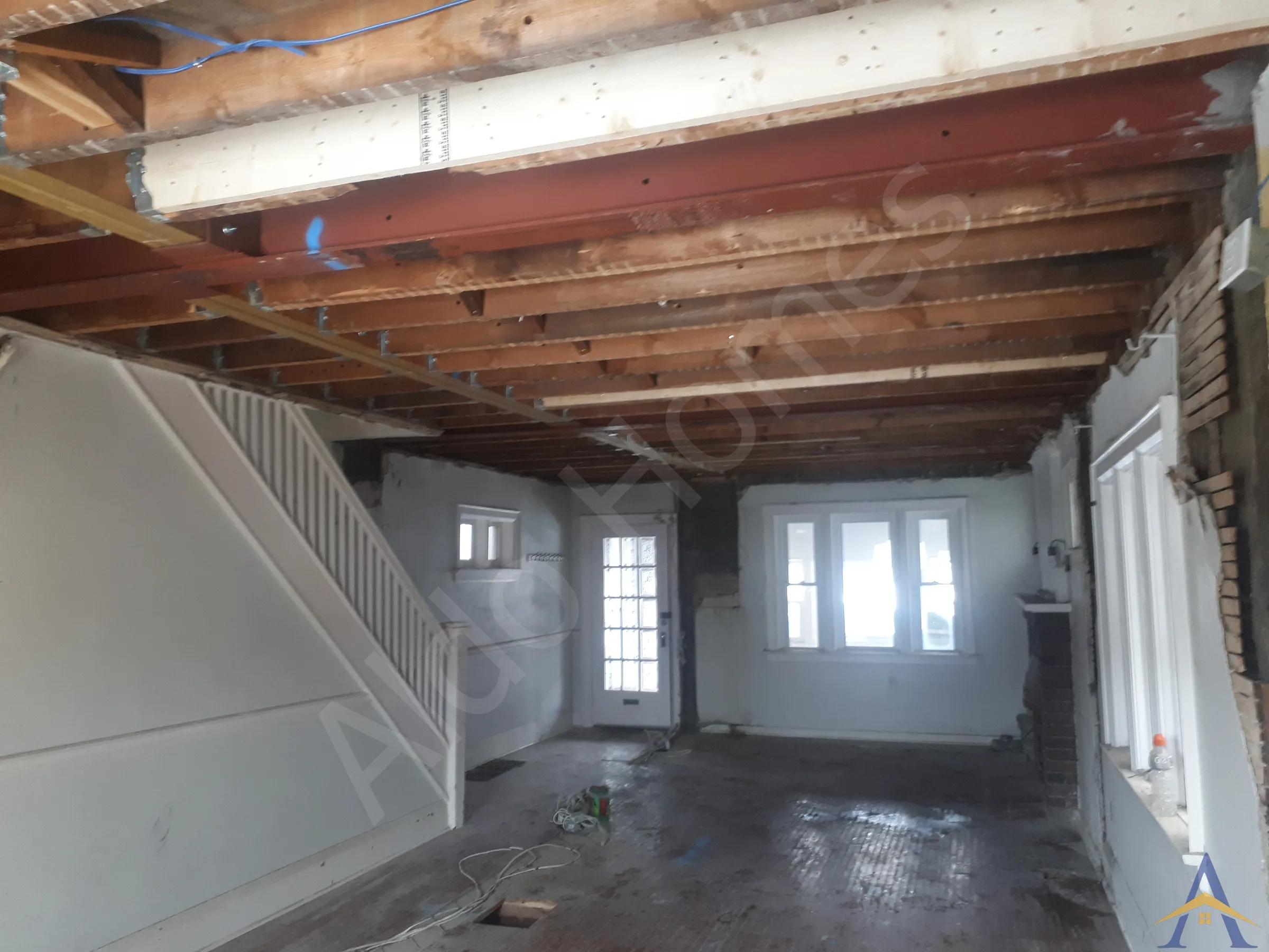 Load-Bearing Wall Removal in Toronto: Willard Avenue, photo 6