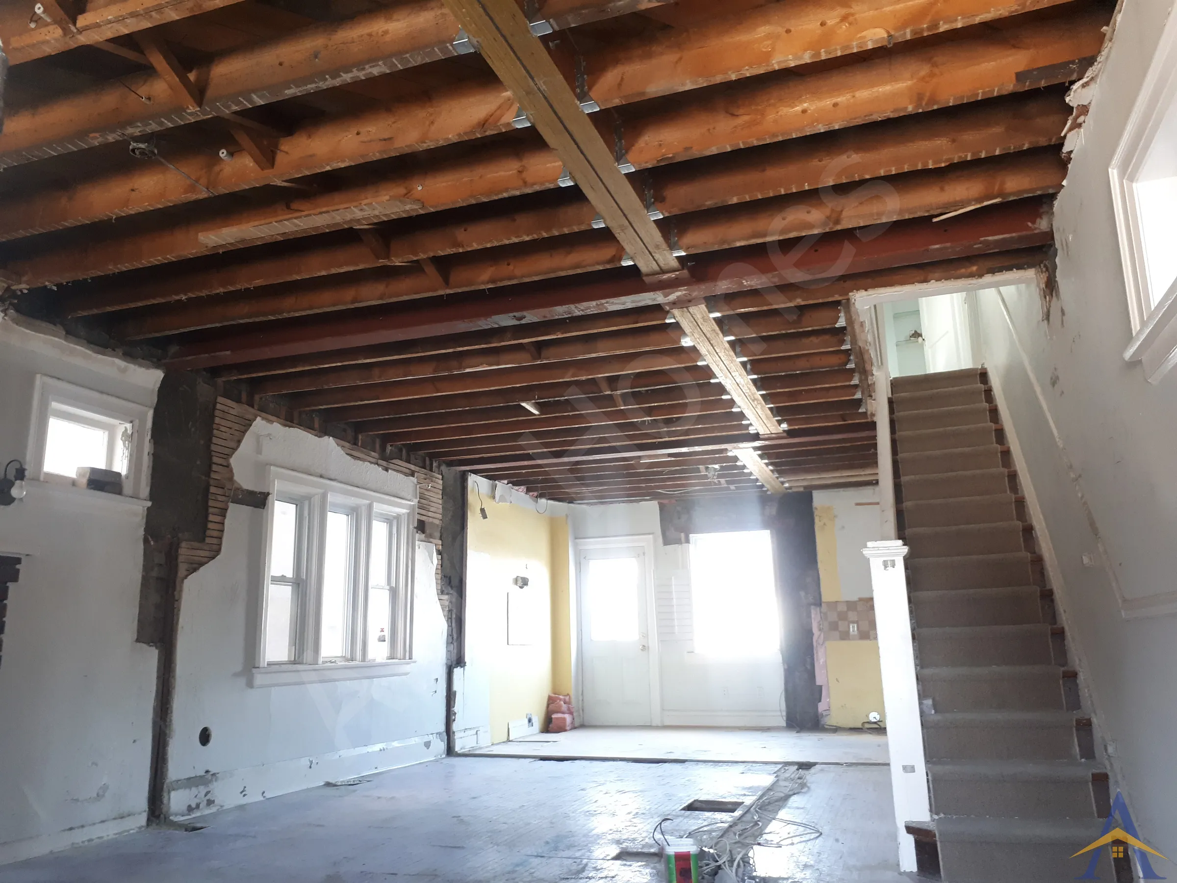 Load-Bearing Wall Removal in Toronto: Willard Avenue, photo 10