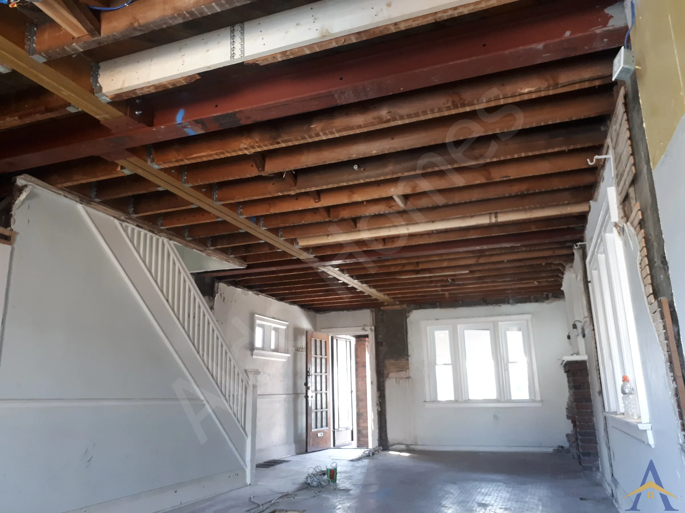 Load-Bearing Wall Removal in Toronto: Willard Avenue, photo 11