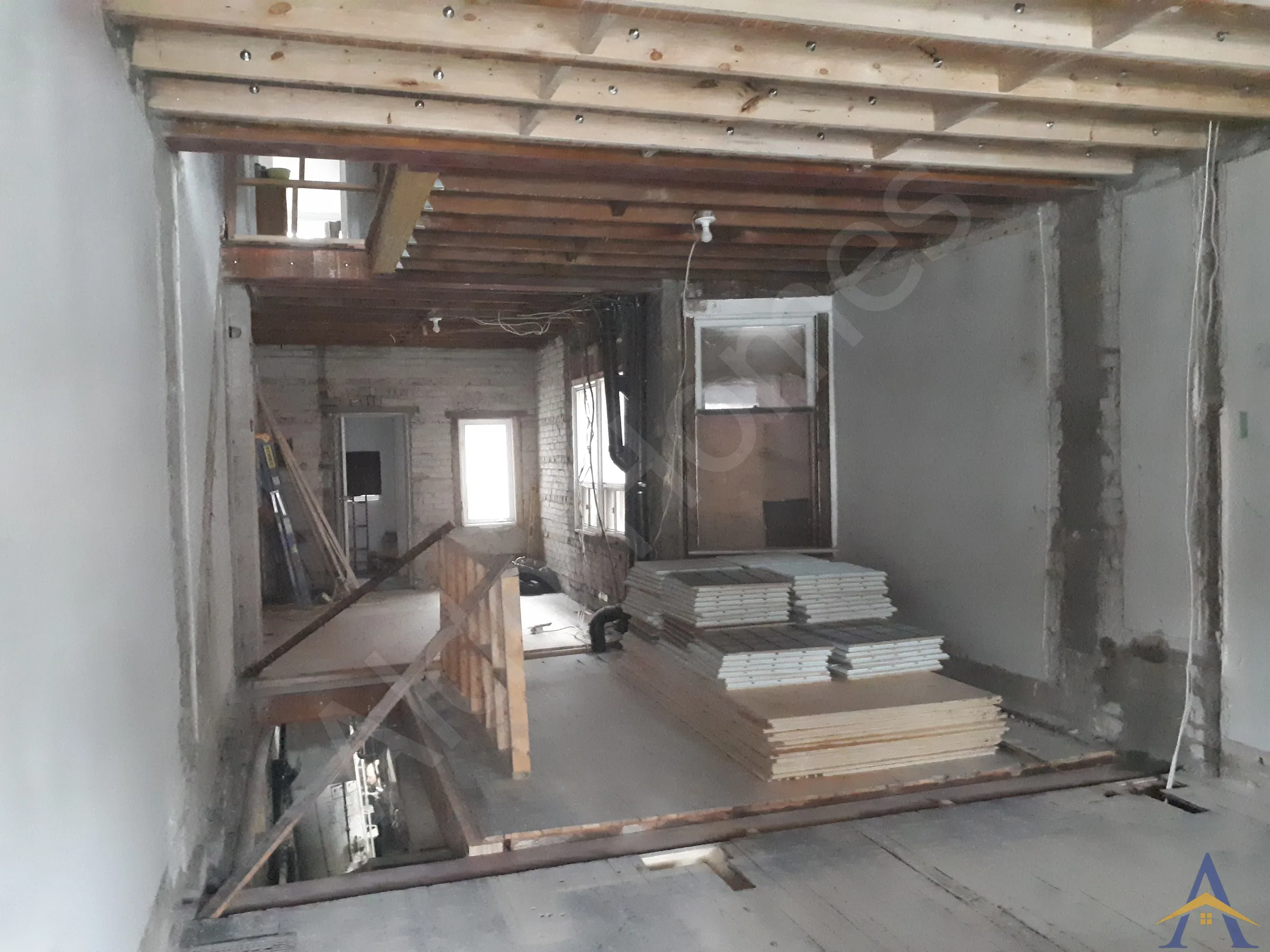 Load-Bearing Wall Removal in Toronto: Woodbine, photo 7