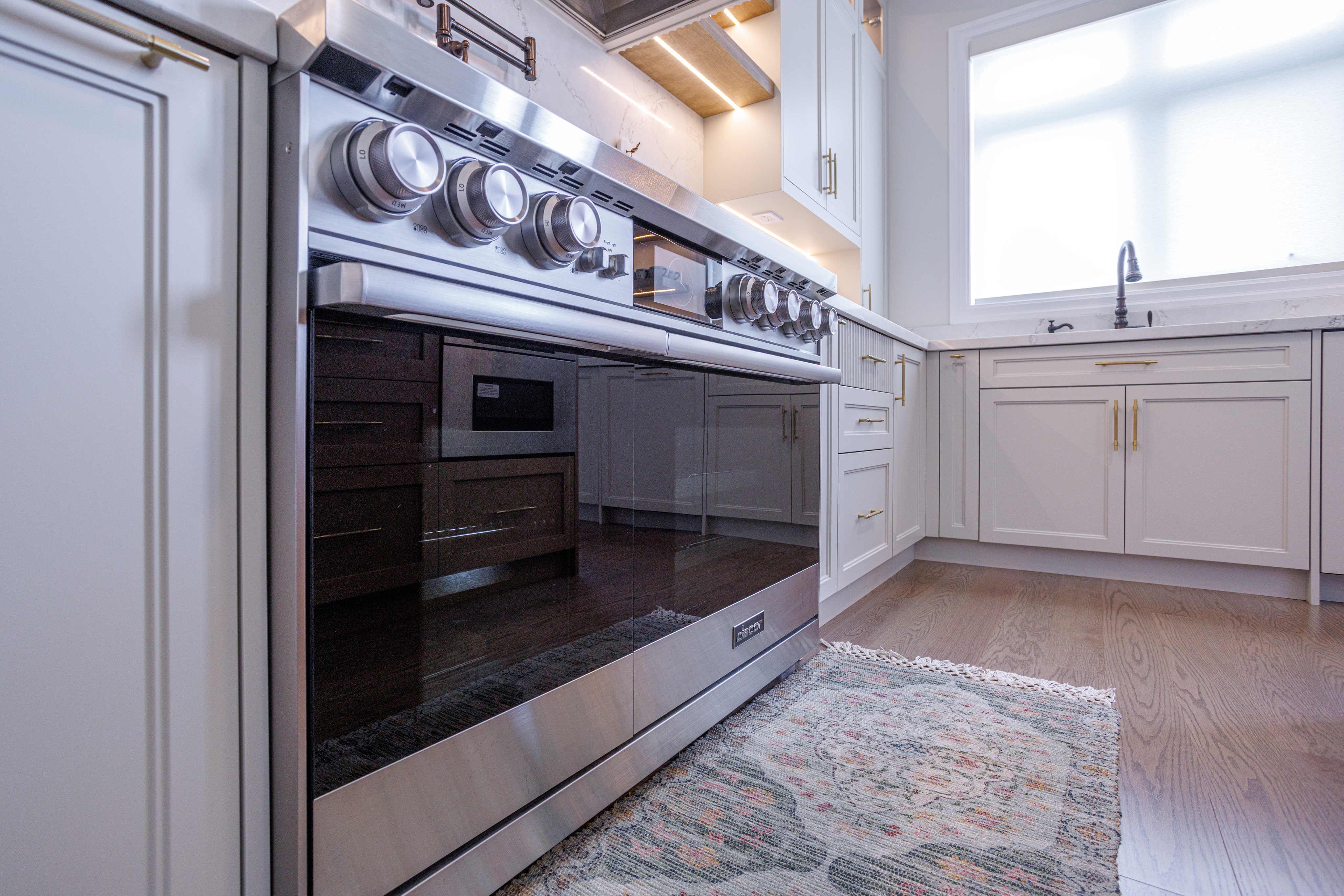 Custom Kitchen Renovation in Etobicoke, photo 3